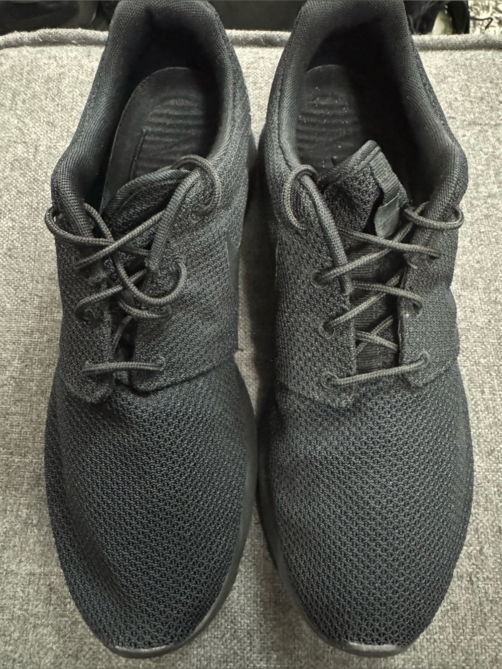 Nike Mens Roshe Run 511881-026 Triple Black Running Shoes Sneakers Size 12 - Picture 3 of 5